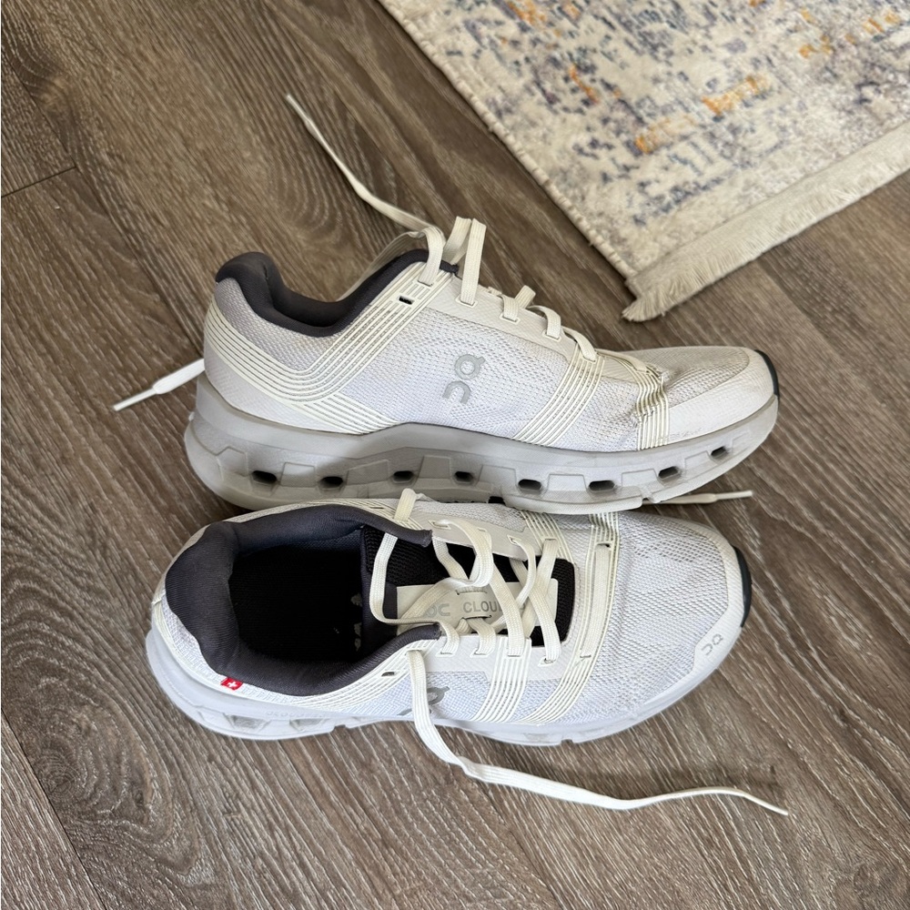 On Cloud Running Shoe, White and Gray